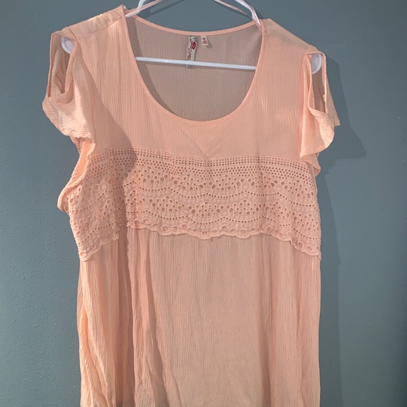 Red Camel 1X Blush Blouse - Picture 1 of 3